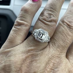 Birmingham Jewelry - Engagement Ring from Birmingham Jeweler's. Designed and crafted by Gregory.