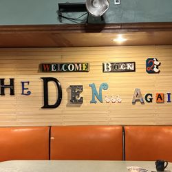 The Den Again Diner 