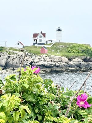 Cape Neddick Lighthouse "Nubble Lighthouse" by null