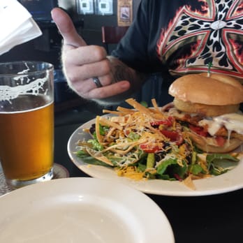 Fronk's - Burgers Near Me - Bellflower, California