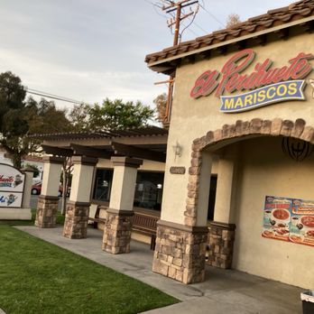 Mariscos El Perihuete - Mexican Near Me - Paramount, California
