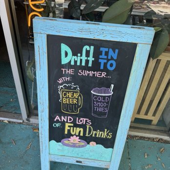 Starland Yard - Food Trucks Near Me - Savannah, Georgia