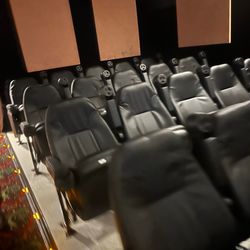 South Hadley's Tower Theaters - Sillas