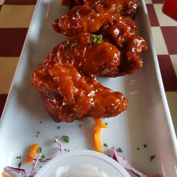 North Beach Pizza - Yummy BBQ chicken wings - Pizza Near Me - Berkeley, California North Beach Pizza - Yummy BBQ chicken wings - Pizza Near Me - Berkeley, California
