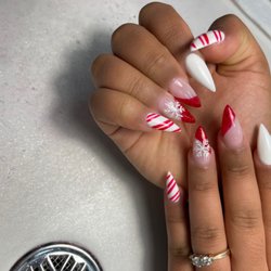 Lee's Nail - Holiday nails