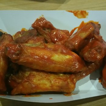 Buffalo Wild Wings - Buffalo hot. - Sports Bars Near Me - Henderson, Nevada