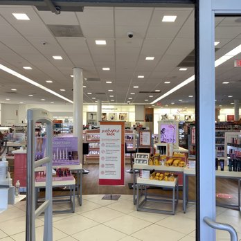 Ulta Beauty - Cosmetics & Beauty Supply Near Me - Stow, Ohio