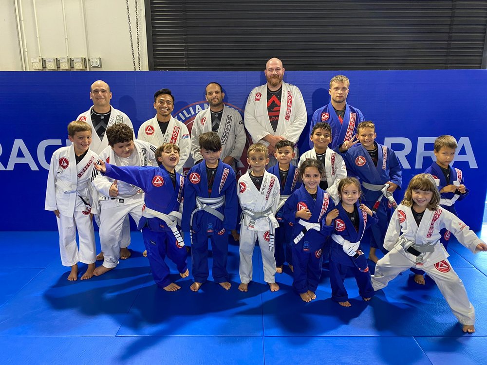 Gracie Barra Sorrento Valley Logo