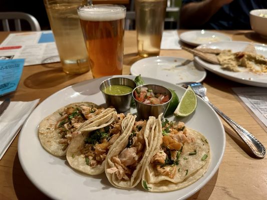 12 South Taproom and Grill by null