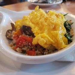 Crossroads Diner - Crossroads bowl - quinoa, barley, roasted veggies and scrambled eggs