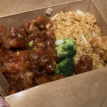 Baji Baji - General Tso's Chicken with Shrimp fried rice - Chinese Near Me - New York, New York Baji Baji - General Tso's Chicken with Shrimp fried rice - Chinese Near Me - New York, New York