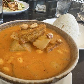 Udom Thai - Massaman Curry w Tofu - Thai Near Me - Centennial, Colorado