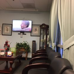 Wandisan-Rosete Medical Group - Waiting lobby