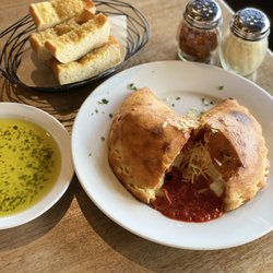 Charlie's Trio - Casalinga Calzone