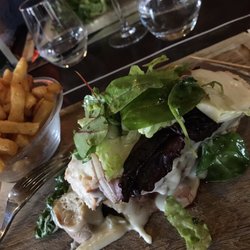 La Maison Rouge - Savoyard burger