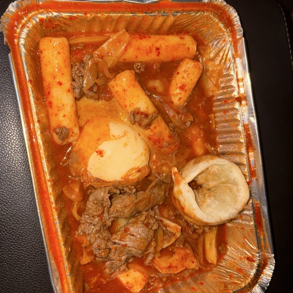 Tteokbokki (+ bulgogi for an extra $5)