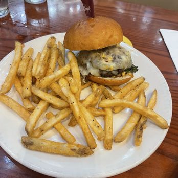 Hard Rock Cafe-Biloxi - American Near Me - Biloxi, Mississippi Hard Rock Cafe-Biloxi - American Near Me - Biloxi, Mississippi