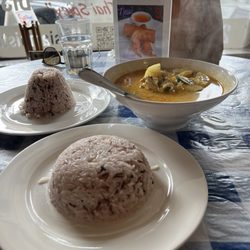 Sai Thai Food - Jasmine rice and coconut rice and yellow curry.