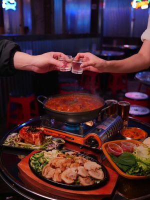 DGM SOJU BAR - DwitGolMok by null