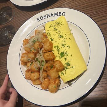 Roshambo - Omelette was to so yum! the tater tots were even better! the grilled cheese was buttered and smothered in cheese, the soup tasted so fresh. - Breakfast & Brunch Near Me - Atlanta, Georgia