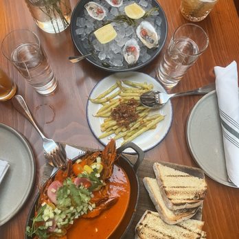 Cindy's Rooftop - prawns, Oysters on the Half Shell, green beans !! - New American Near Me - Chicago, Illinois Cindy's Rooftop - prawns, Oysters on the Half Shell, green beans !! - New American Near Me - Chicago, Illinois