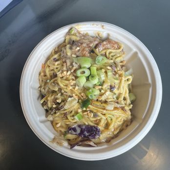 Brooklyn Dumpling Shop - Peanut noodles (with golden chicken) - Asian Fusion Near Me - Philadelphia, Pennsylvania Brooklyn Dumpling Shop - Peanut noodles (with golden chicken) - Asian Fusion Near Me - Philadelphia, Pennsylvania
