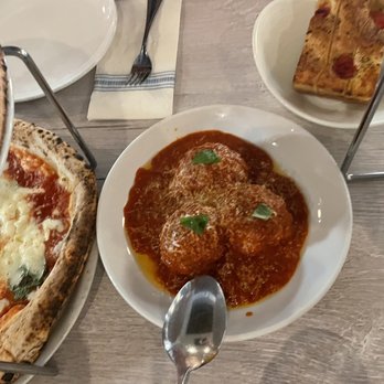 Brick Fire Tavern - Pizza Near Me - Honolulu, Hawaii Brick Fire Tavern - Pizza Near Me - Honolulu, Hawaii