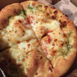 Domino's Pizza - Garlic pizza bread