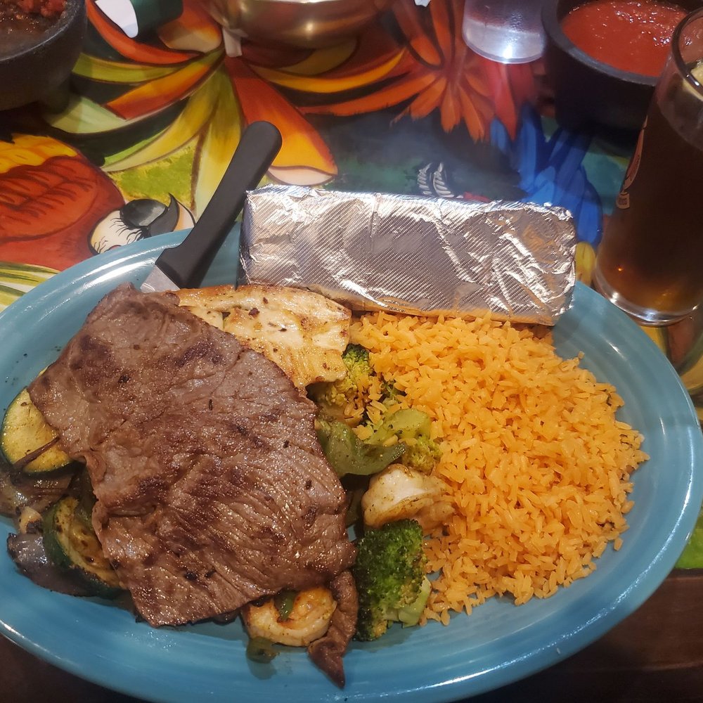 Los Tres Magueyes - Tres Maguyes dinner - Mexican Near Me - Cary, North Carolina Los Tres Magueyes - Tres Maguyes dinner - Mexican Near Me - Cary, North Carolina