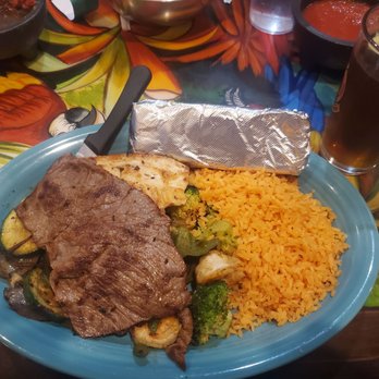 Los Tres Magueyes - Tres Maguyes dinner - Mexican Near Me - Cary, North Carolina Los Tres Magueyes - Tres Maguyes dinner - Mexican Near Me - Cary, North Carolina