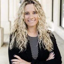 Harn Legacy - Wendy Harn has over 20 years of experience as an estate planning attorney.