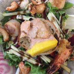 Brasserie Edgard - Surf and turf salad