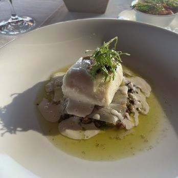 The Pointe Restaurant - Canadian (New) Near Me - Tofino, British Columbia