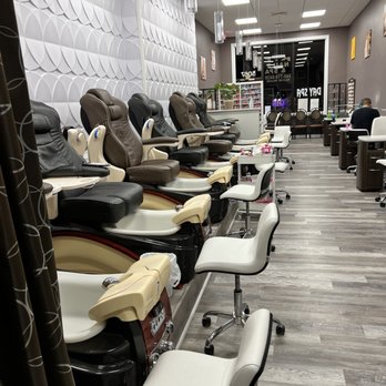 U5 Sky Nails - Nail Technicians Near Me - Fredericksburg, Virginia U5 Sky Nails - Nail Technicians Near Me - Fredericksburg, Virginia