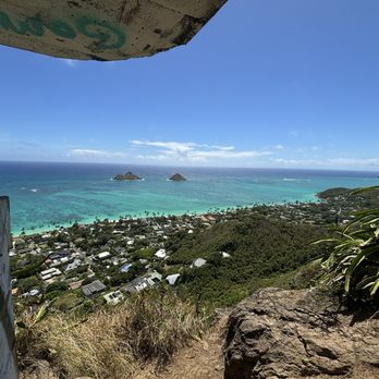Lanikai Pillbox Hike - Hiking Near Me - Kailua, Hawaii Lanikai Pillbox Hike - Hiking Near Me - Kailua, Hawaii