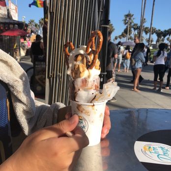 Turn Dough - Pretzel - Bakeries Near Me - Venice, California Turn Dough - Pretzel - Bakeries Near Me - Venice, California