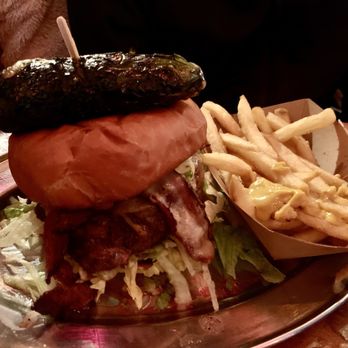 The Hills Pub - Pubs Near Me - La Mesa, California