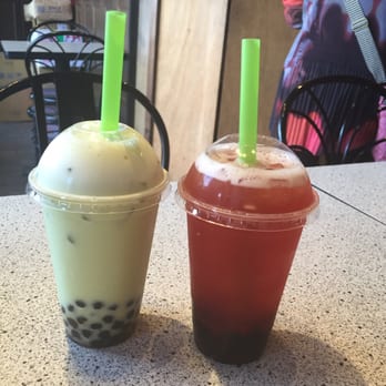 Wang's Noodle House - Honeydew milk tea and a strawberry green tea - Taiwanese Near Me - Ottawa, Ontario