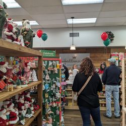 Ann's Hallmark Shop - Inside