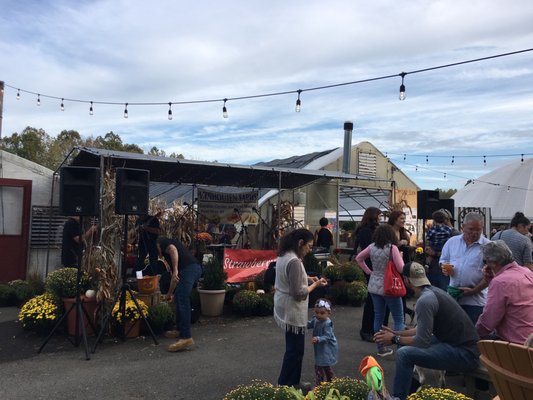 Van Houten Farms by null