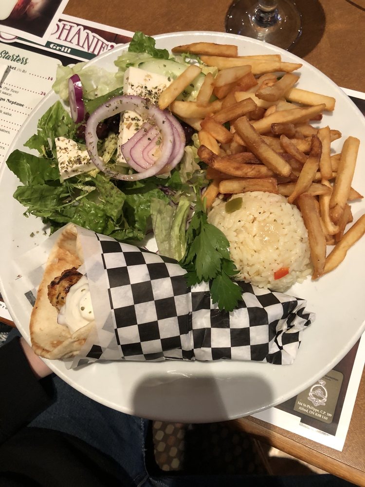 Stephanie's Grill & Hotel Logo