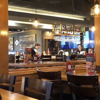 Applebee's Grill + Bar - American Near Me - Pittsburgh, Pennsylvania