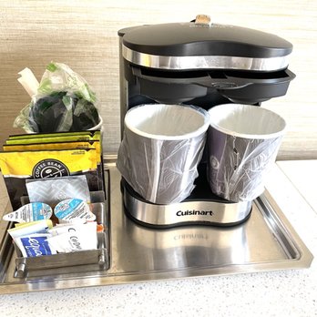 Hilton Phoenix Airport - Coffee - Hotels Near Me - Phoenix, Arizona