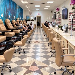 First Class Nail & Spa