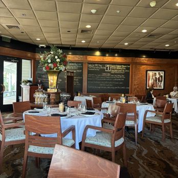 The Tavern & Whiskey Bar - Inside - American Near Me - Longboat Key, Florida The Tavern & Whiskey Bar - Inside - American Near Me - Longboat Key, Florida