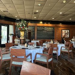The Tavern & Whiskey Bar - Inside