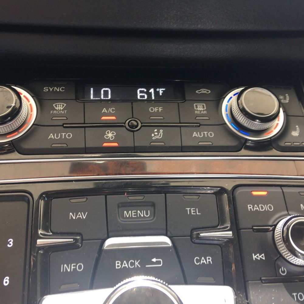 Custom Wheel Connection - Knob on left is broken, this is the setting when I picked it up. When I dropped it off it was on 70 synced - Tires Near Me - West Palm Beach, Florida