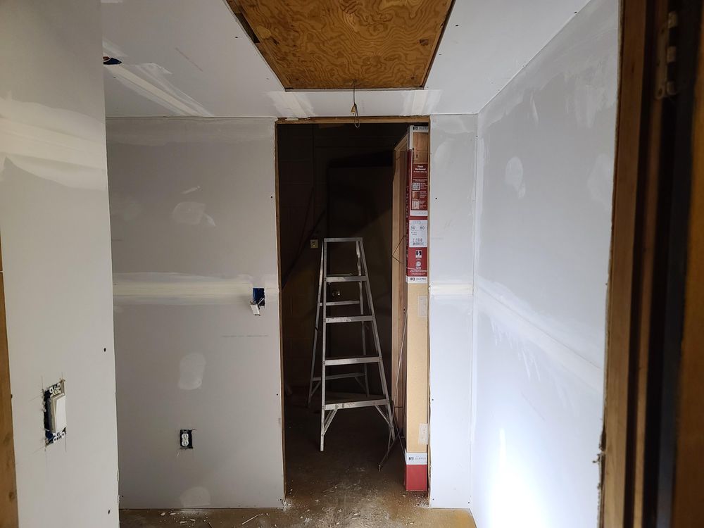 Slide of G & N Painting and Construction