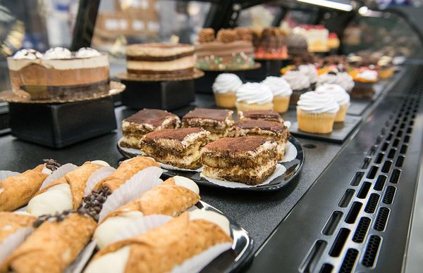 Stop & Shop by null