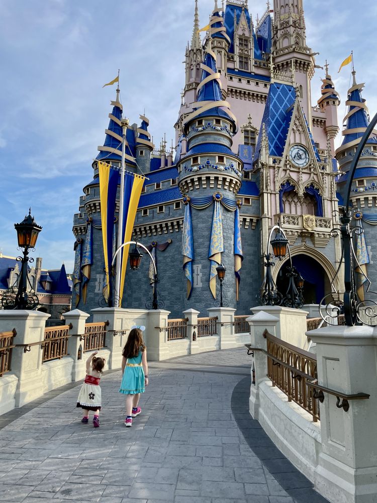 Lavender Moon Travel